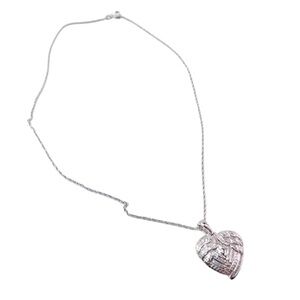EA Sterling Silver 925 Heart w/ Angel Wings Necklace 18” Chain Link